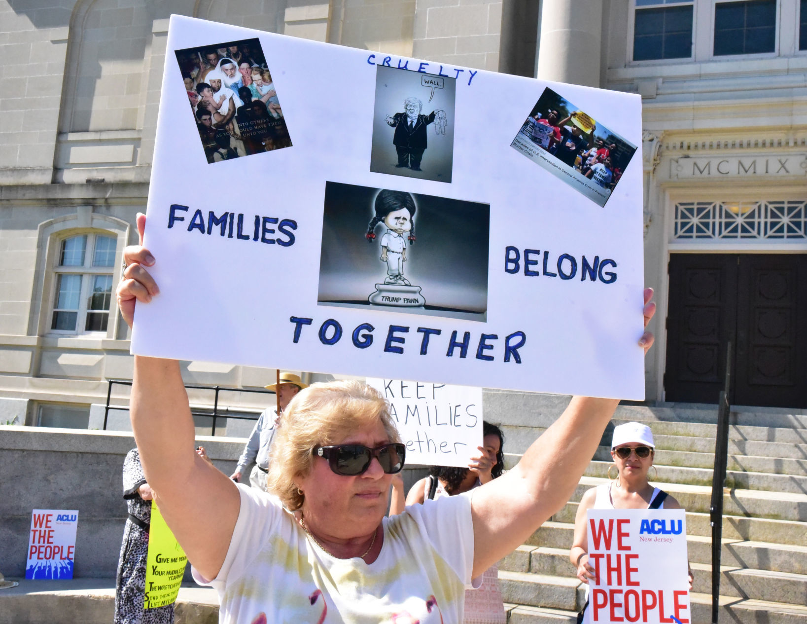 070118_nws_immigration 7